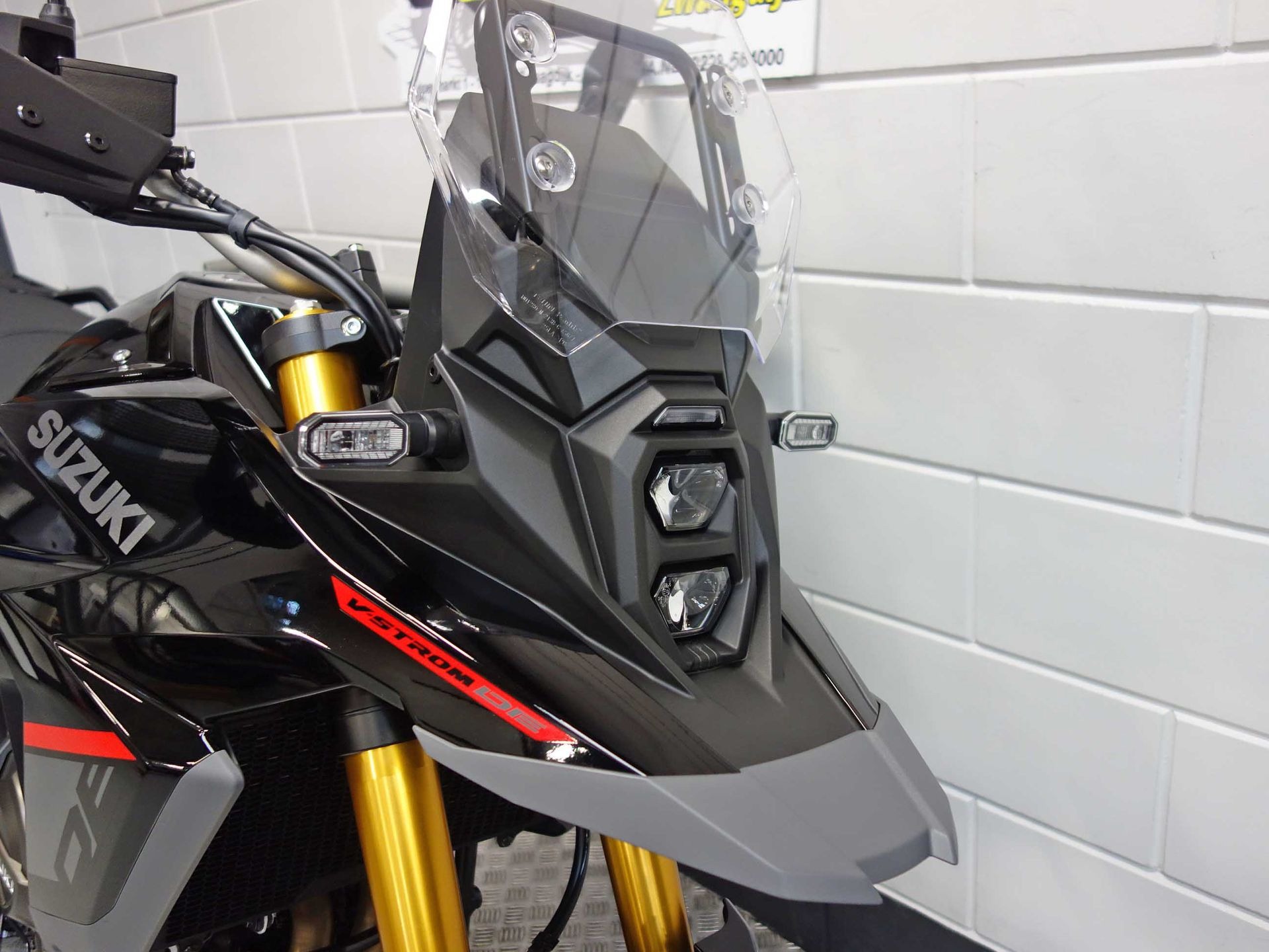 56633583-4 Nieuwe Suzuki V-Strom tour met 776cc motor uit 2026 bij NIWA Motoren