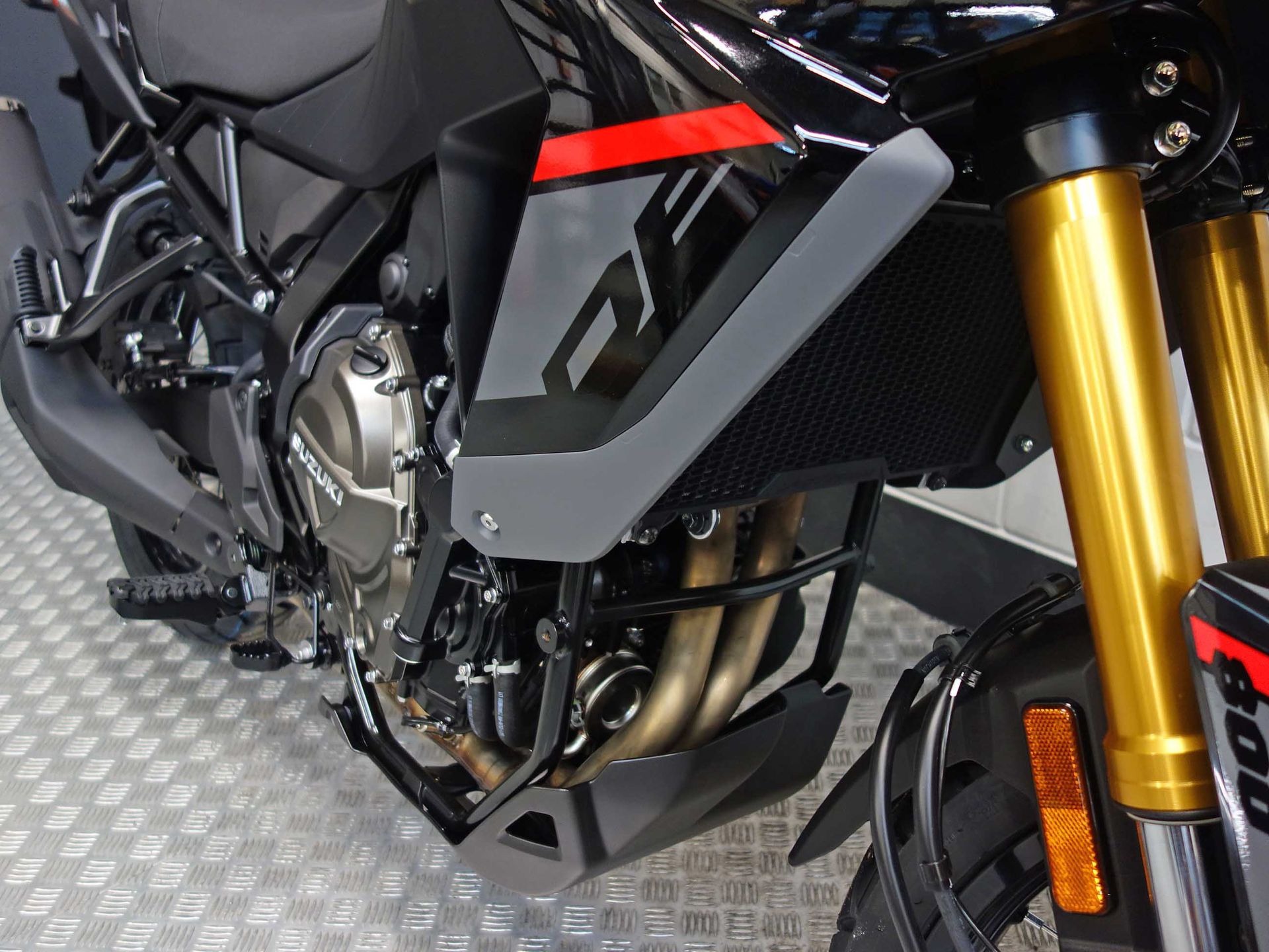56633583-5 Nieuwe Suzuki V-Strom tour met 776cc motor uit 2026 bij NIWA Motoren