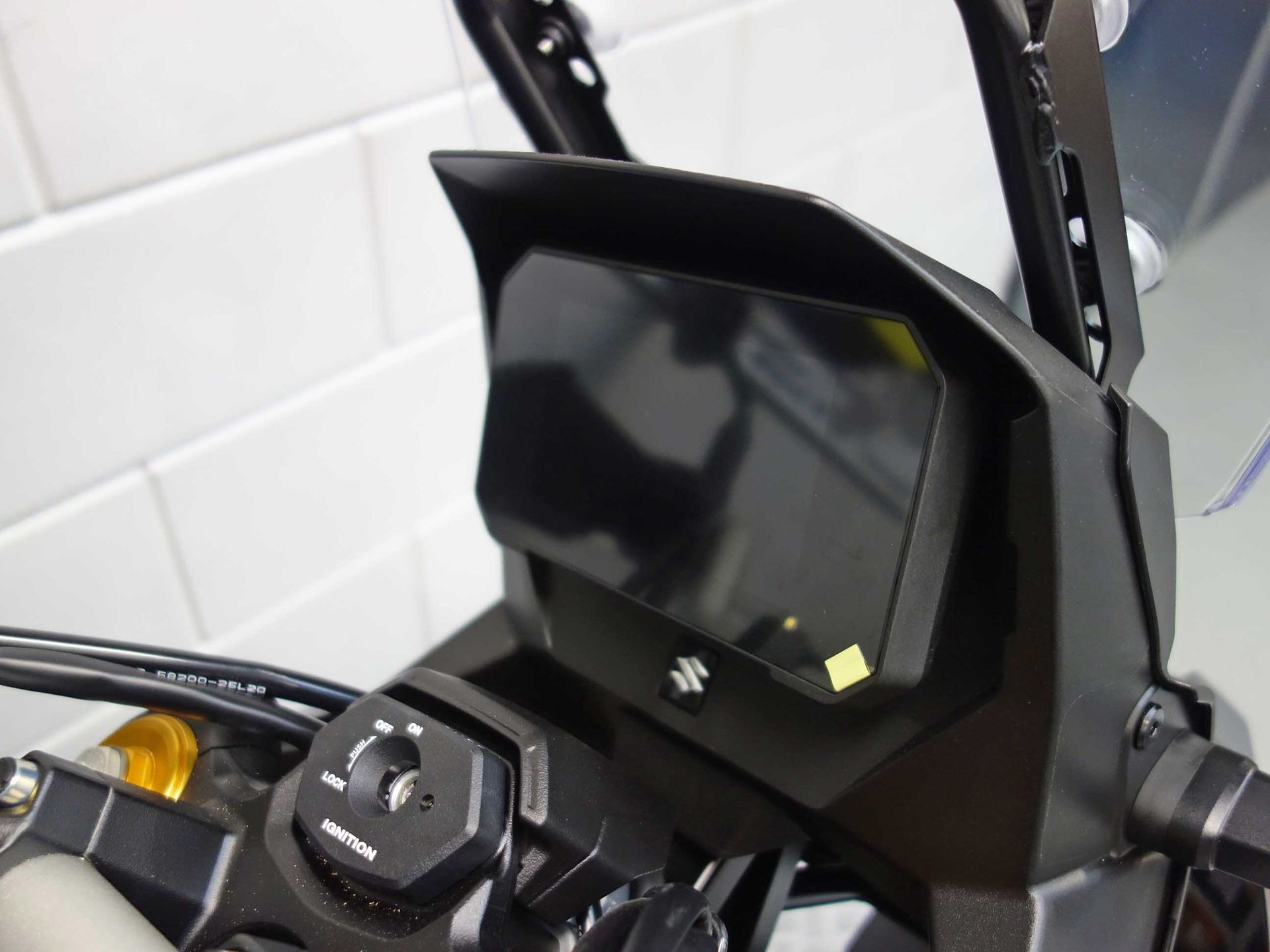 56633583-6 Nieuwe Suzuki V-Strom tour met 776cc motor uit 2026 bij NIWA Motoren