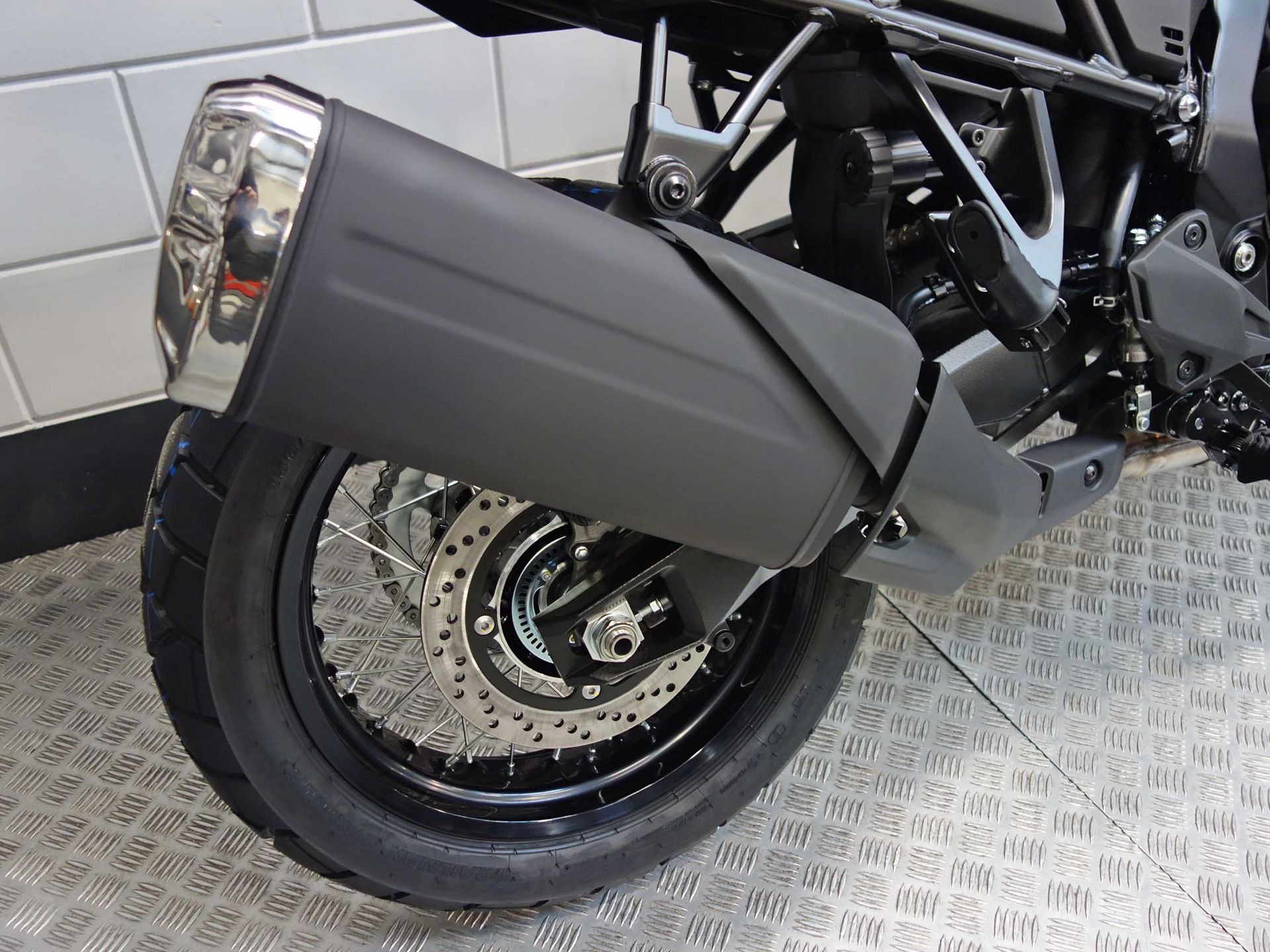 56633583-8 Nieuwe Suzuki V-Strom tour met 776cc motor uit 2026 bij NIWA Motoren