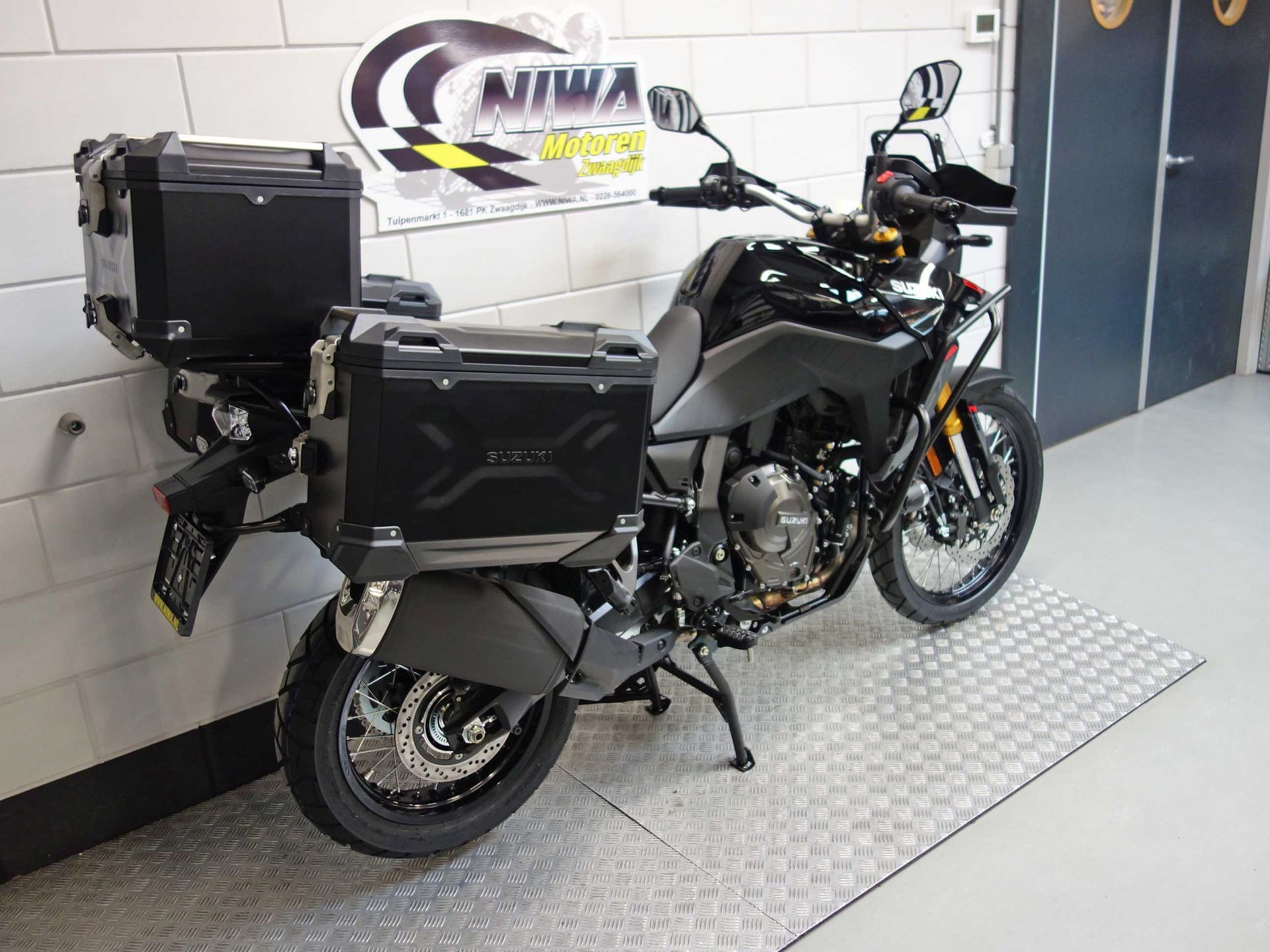 56633585-3 Nieuwe Suzuki V-Strom tour met 776cc motor uit 2026 bij NIWA Motoren