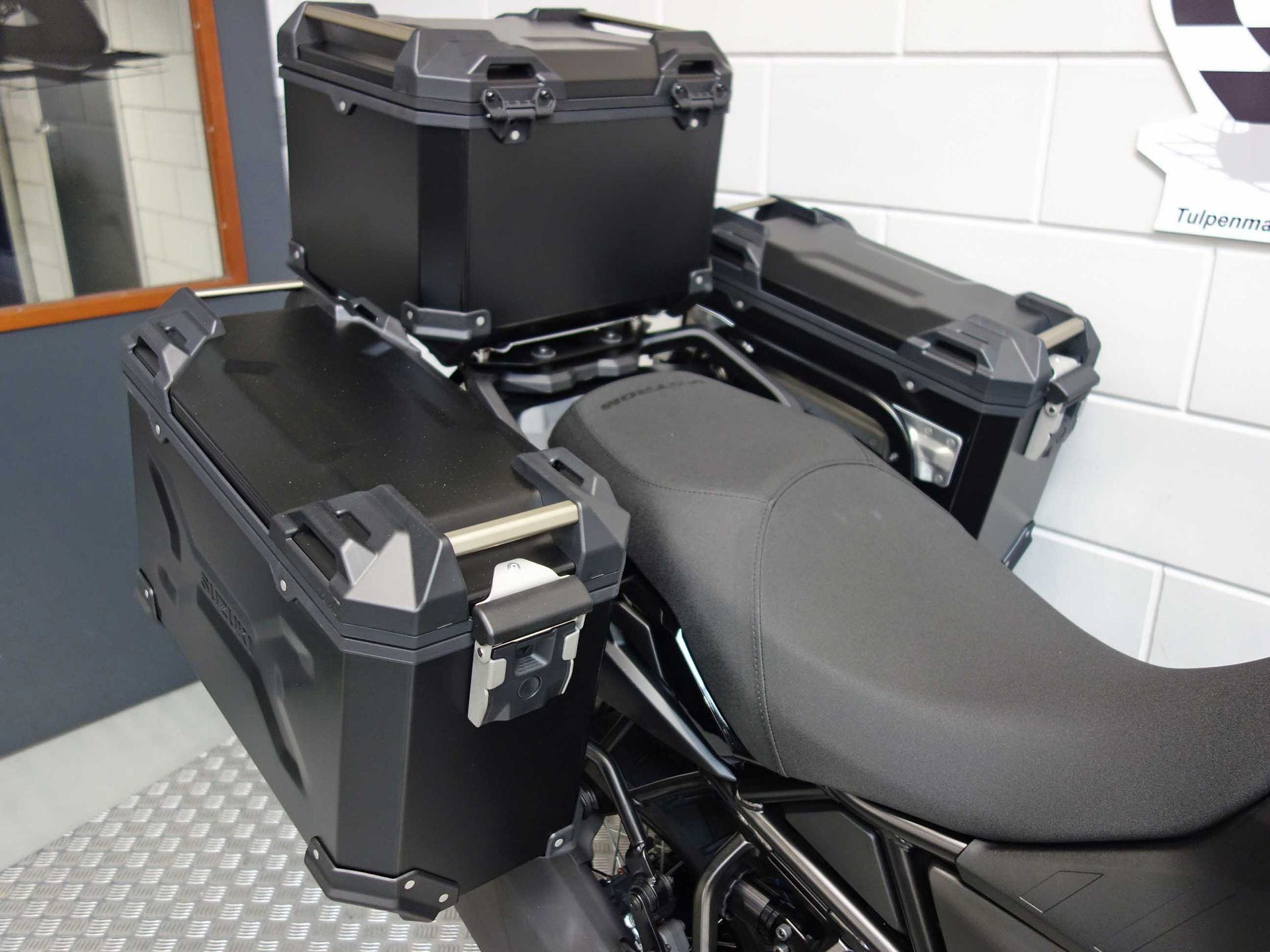 56633585-6 Nieuwe Suzuki V-Strom tour met 776cc motor uit 2026 bij NIWA Motoren