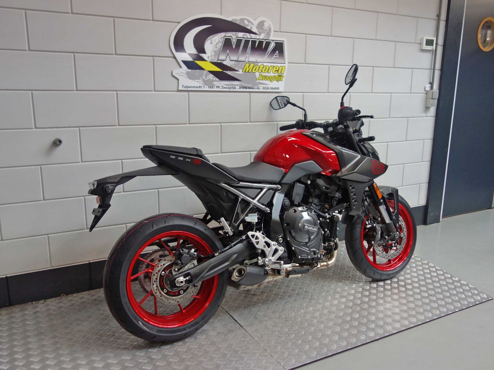 56633591-5 Nieuwe Suzuki GSX naked bike met 776cc motor uit 2026 bij NIWA Motoren