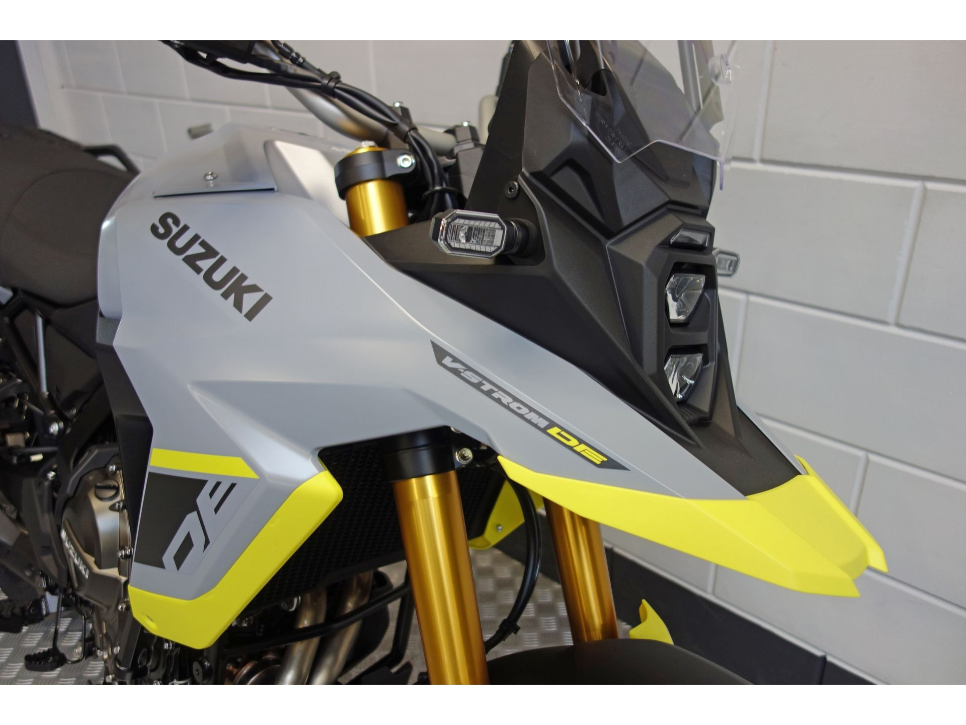 56633598-3 Nieuwe Suzuki V-Strom tour met 776cc motor uit 2026 bij NIWA Motoren