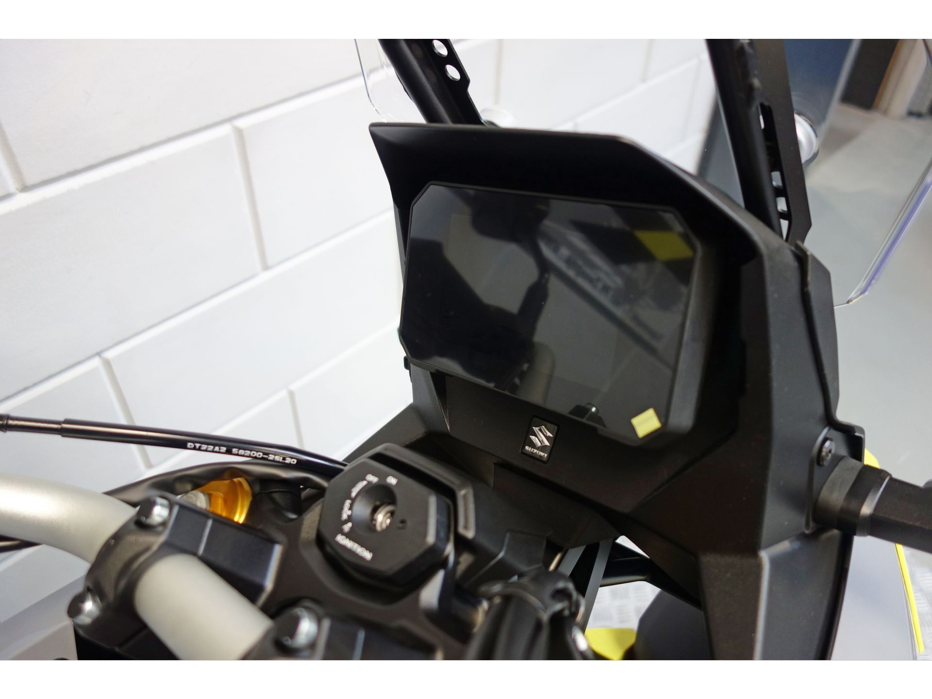 56633598-6 Nieuwe Suzuki V-Strom tour met 776cc motor uit 2026 bij NIWA Motoren