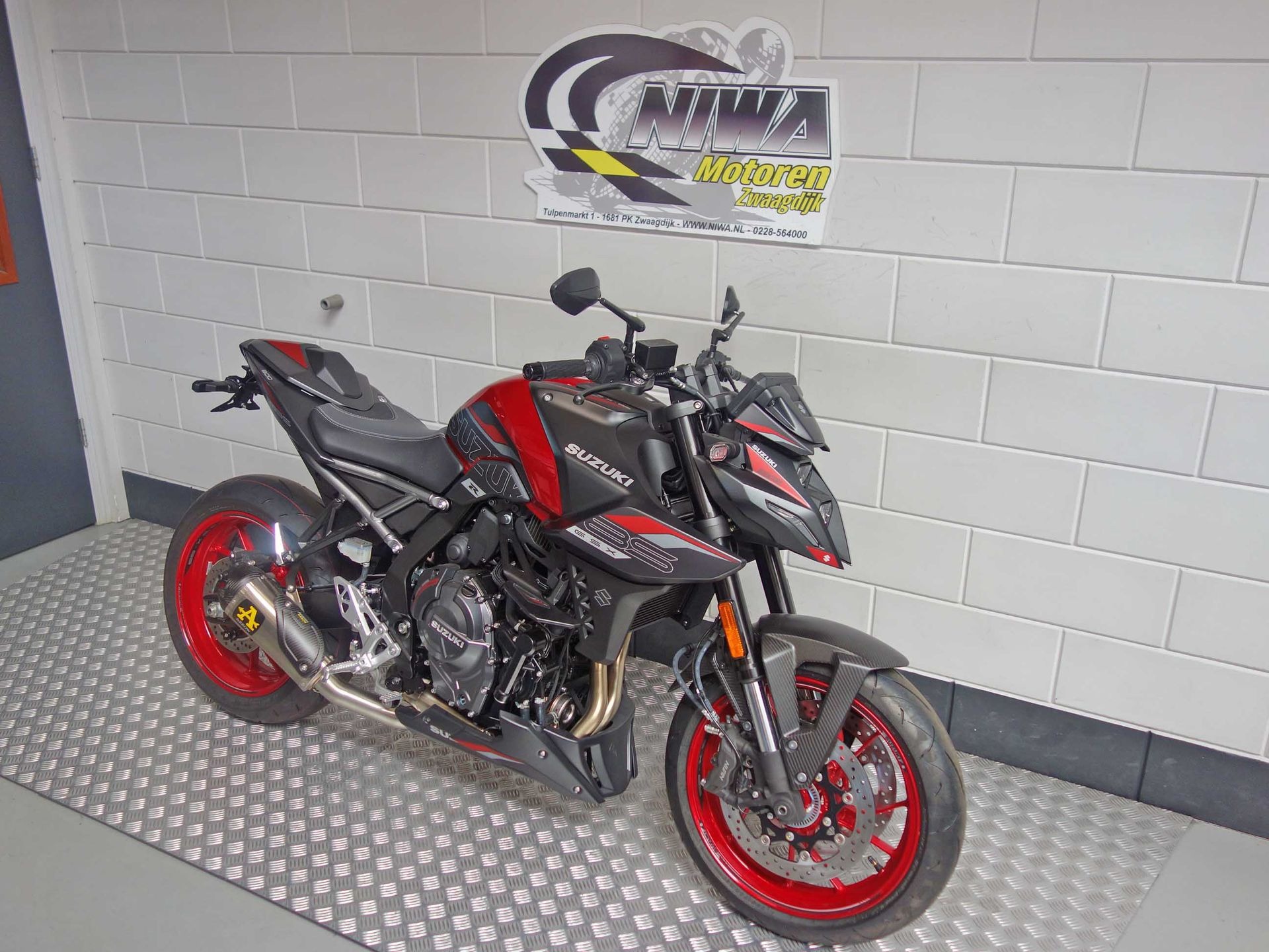 56633611-2 Nieuwe Suzuki GSX naked bike met cc motor uit 2026 bij NIWA Motoren