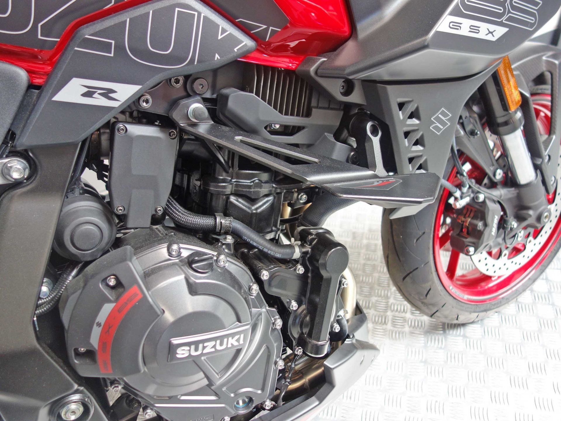 56633611-7 Nieuwe Suzuki GSX naked bike met cc motor uit 2026 bij NIWA Motoren