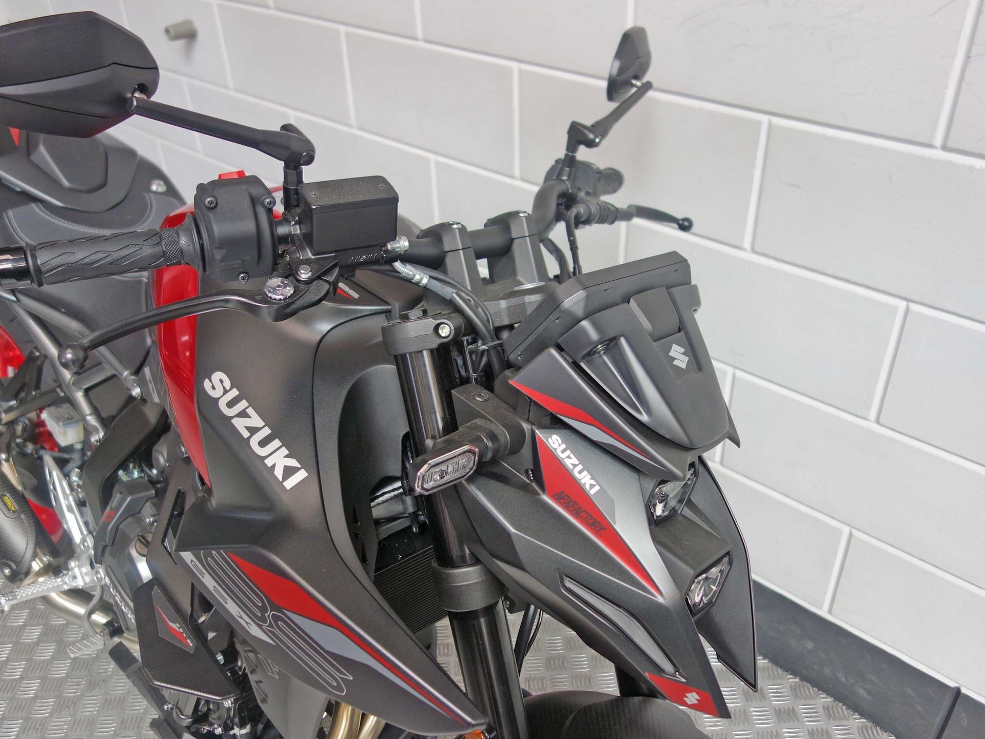 56633611-8 Nieuwe Suzuki GSX naked bike met cc motor uit 2026 bij NIWA Motoren