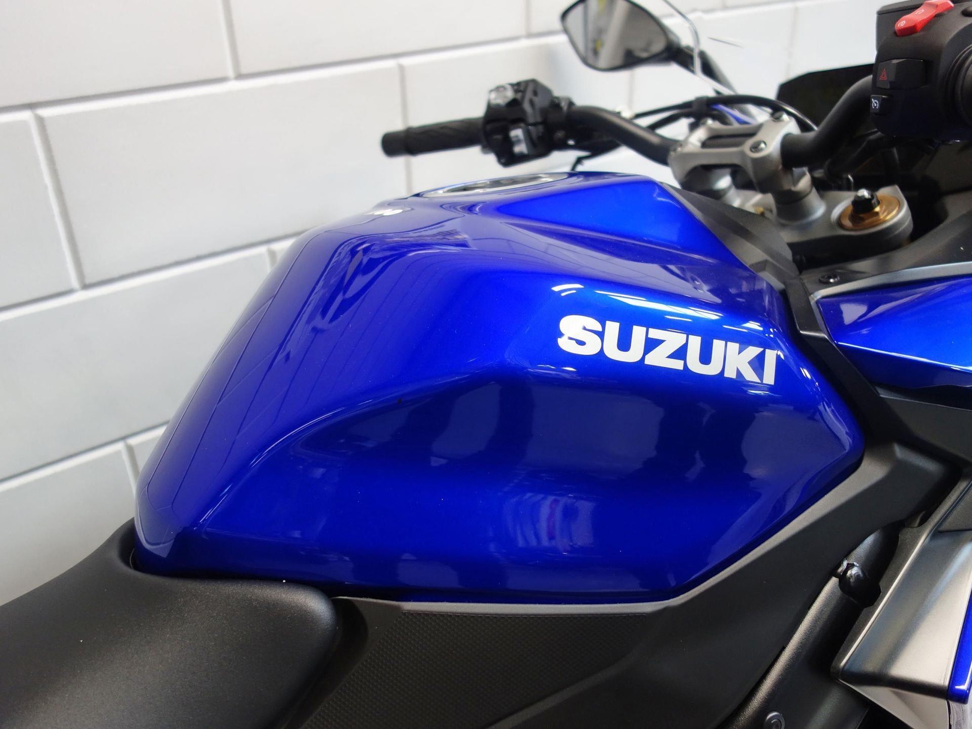 56633645-5 Nieuwe Suzuki GSX tour met 999cc motor uit 2026 bij NIWA Motoren