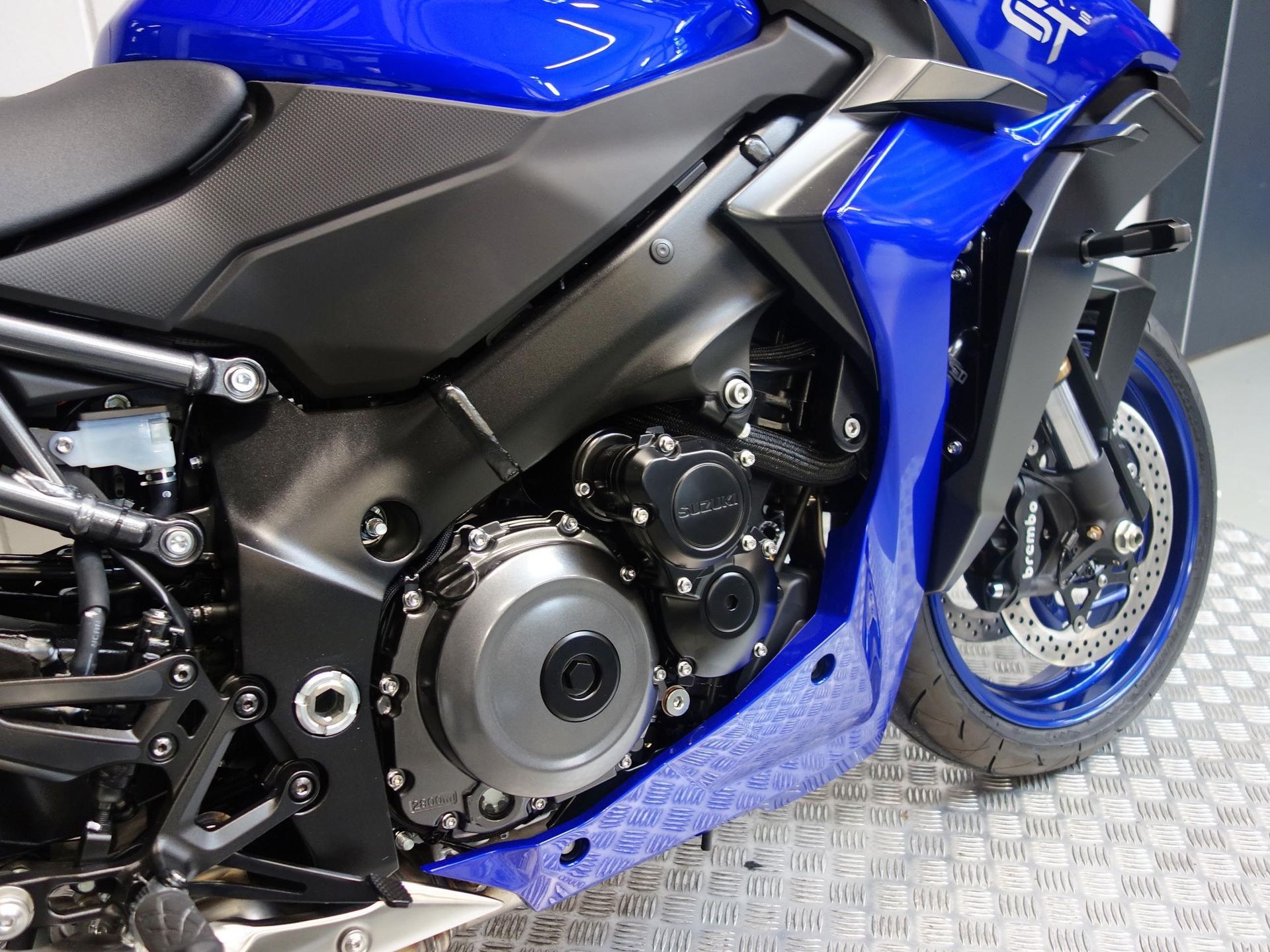 56633645-8 Nieuwe Suzuki GSX tour met 999cc motor uit 2026 bij NIWA Motoren