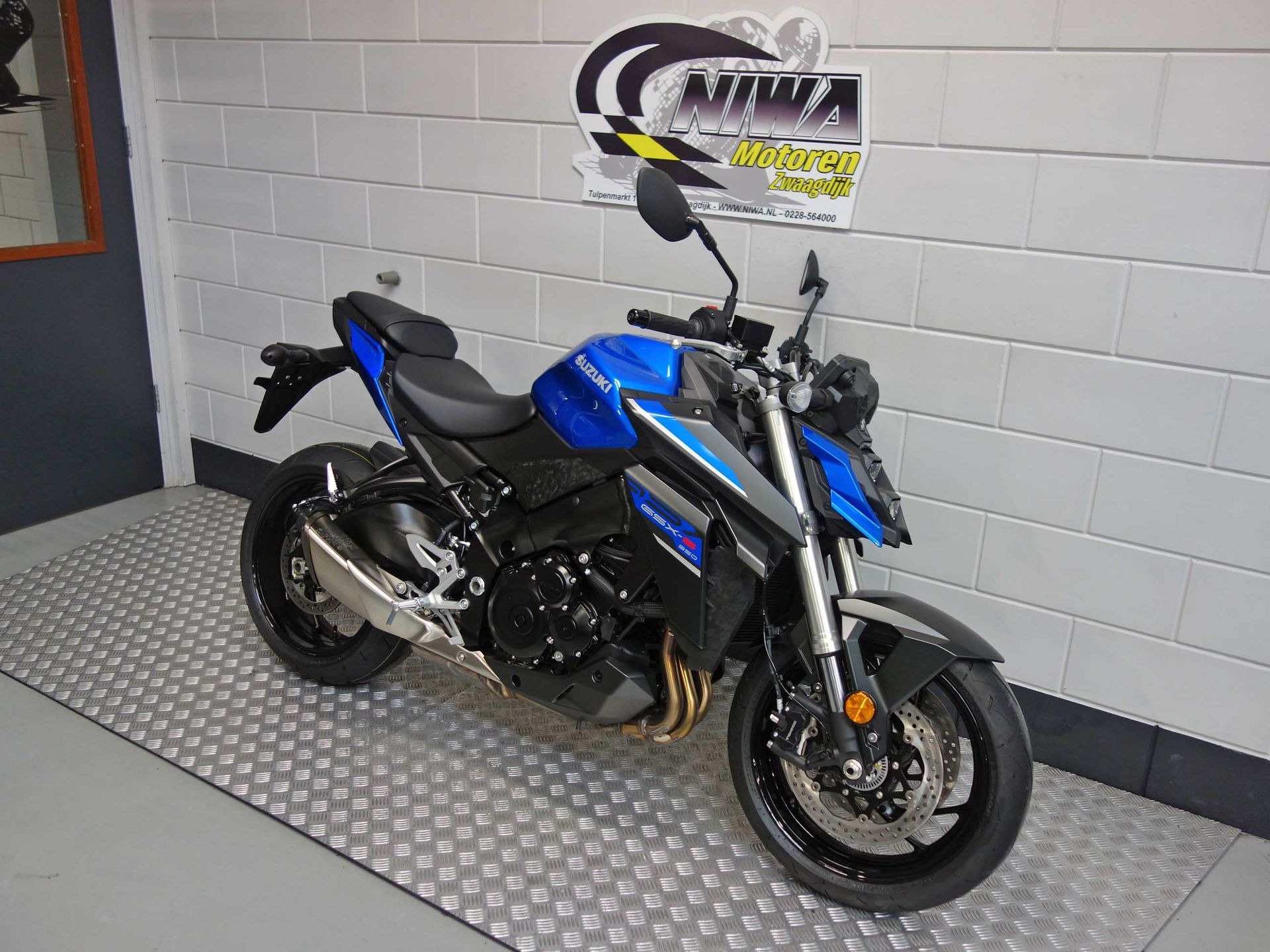 56633651-2 Nieuwe Suzuki GSX naked bike met 999cc motor uit 2026 bij NIWA Motoren