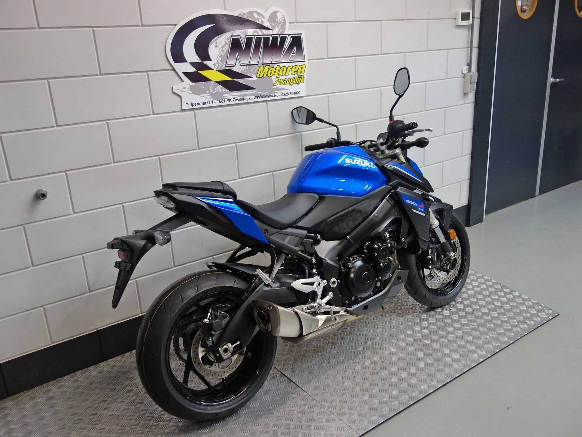 56633651-3 Nieuwe Suzuki GSX naked bike met 999cc motor uit 2026 bij NIWA Motoren