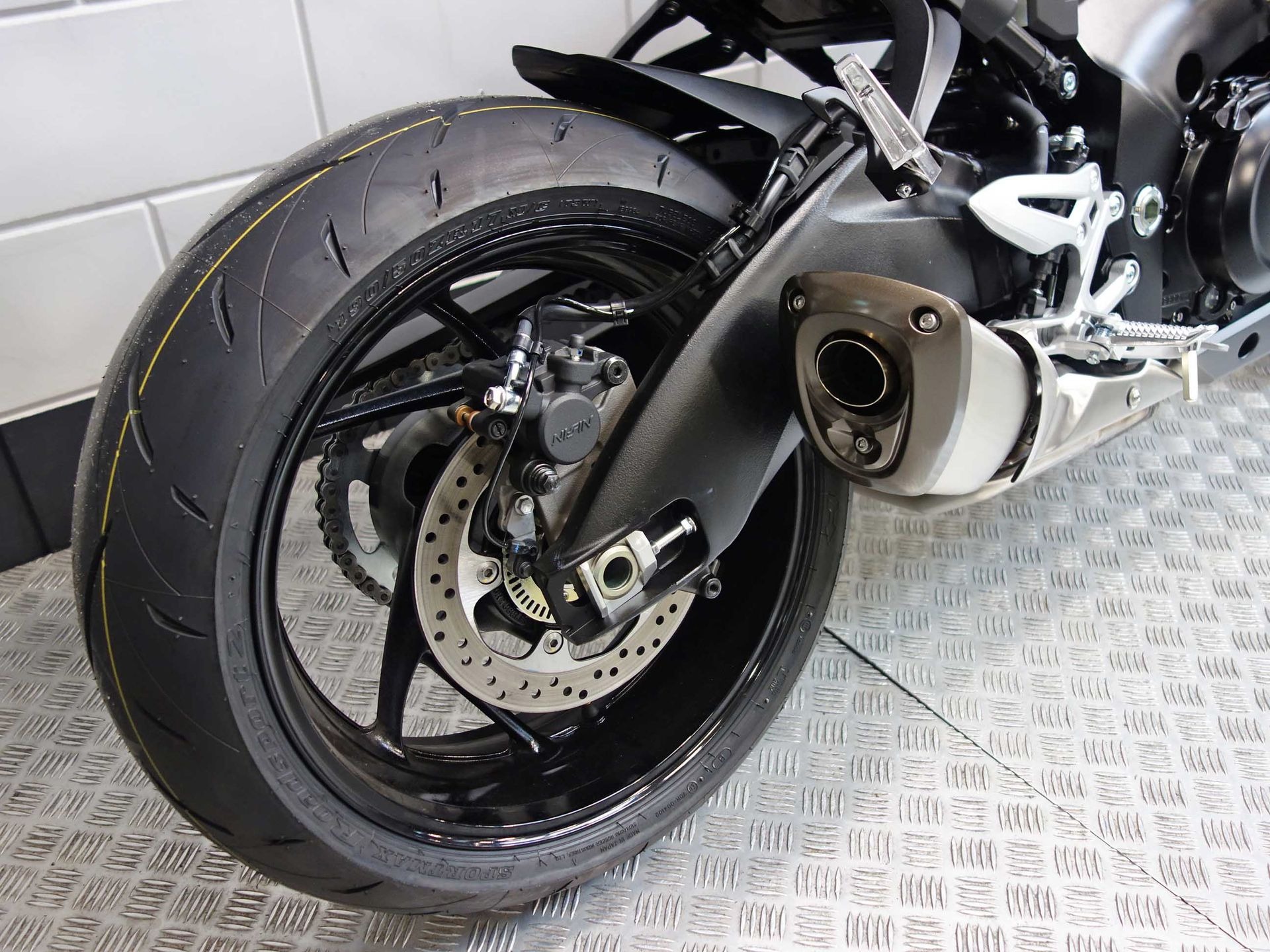 56633651-6 Nieuwe Suzuki GSX naked bike met 999cc motor uit 2026 bij NIWA Motoren