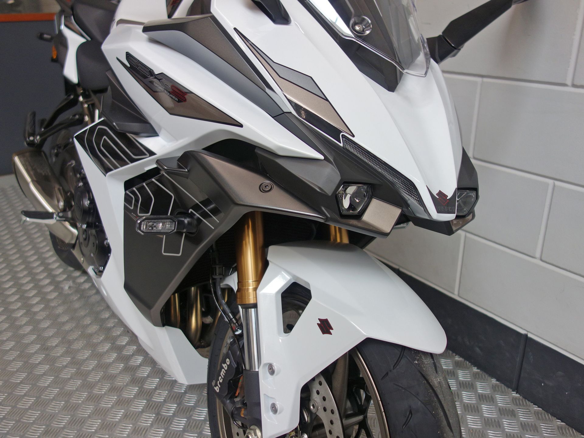 56633658-5 Nieuwe Suzuki GSX tour met 999cc motor uit 2026 bij NIWA Motoren