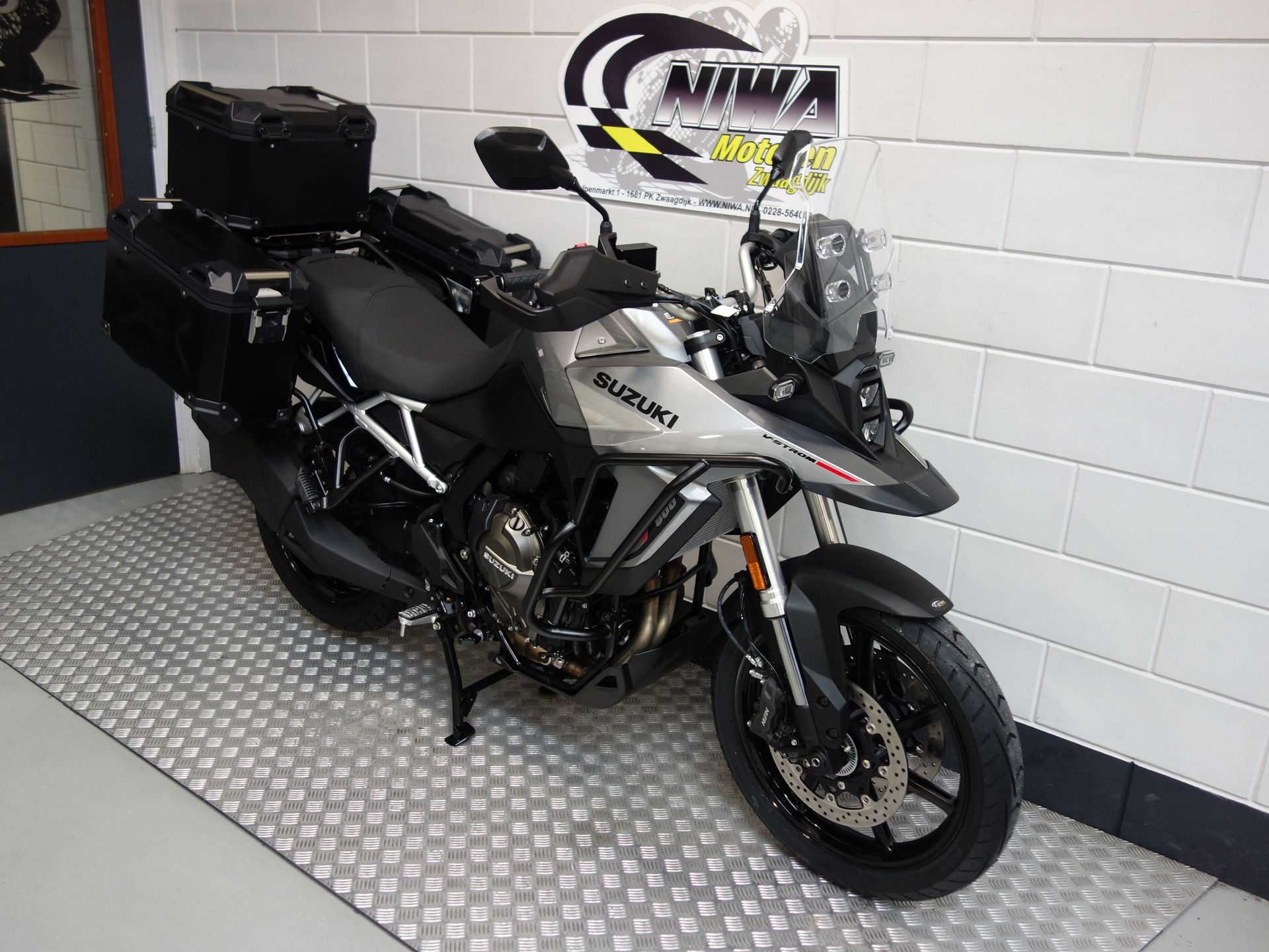 56633700-3 Nieuwe Suzuki V-Strom tour met 776cc motor uit 2026 bij NIWA Motoren