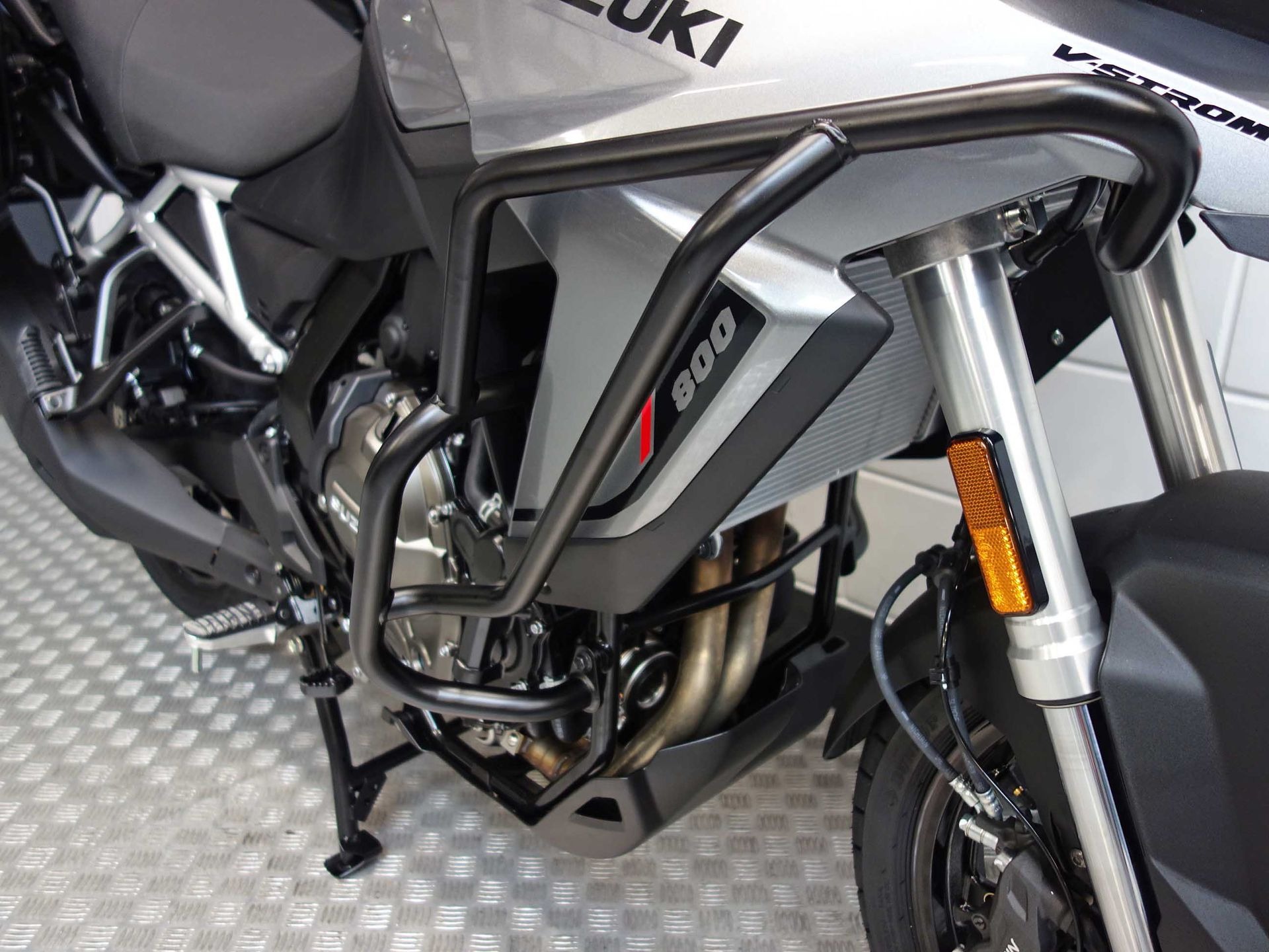 56633700-5 Nieuwe Suzuki V-Strom tour met 776cc motor uit 2026 bij NIWA Motoren