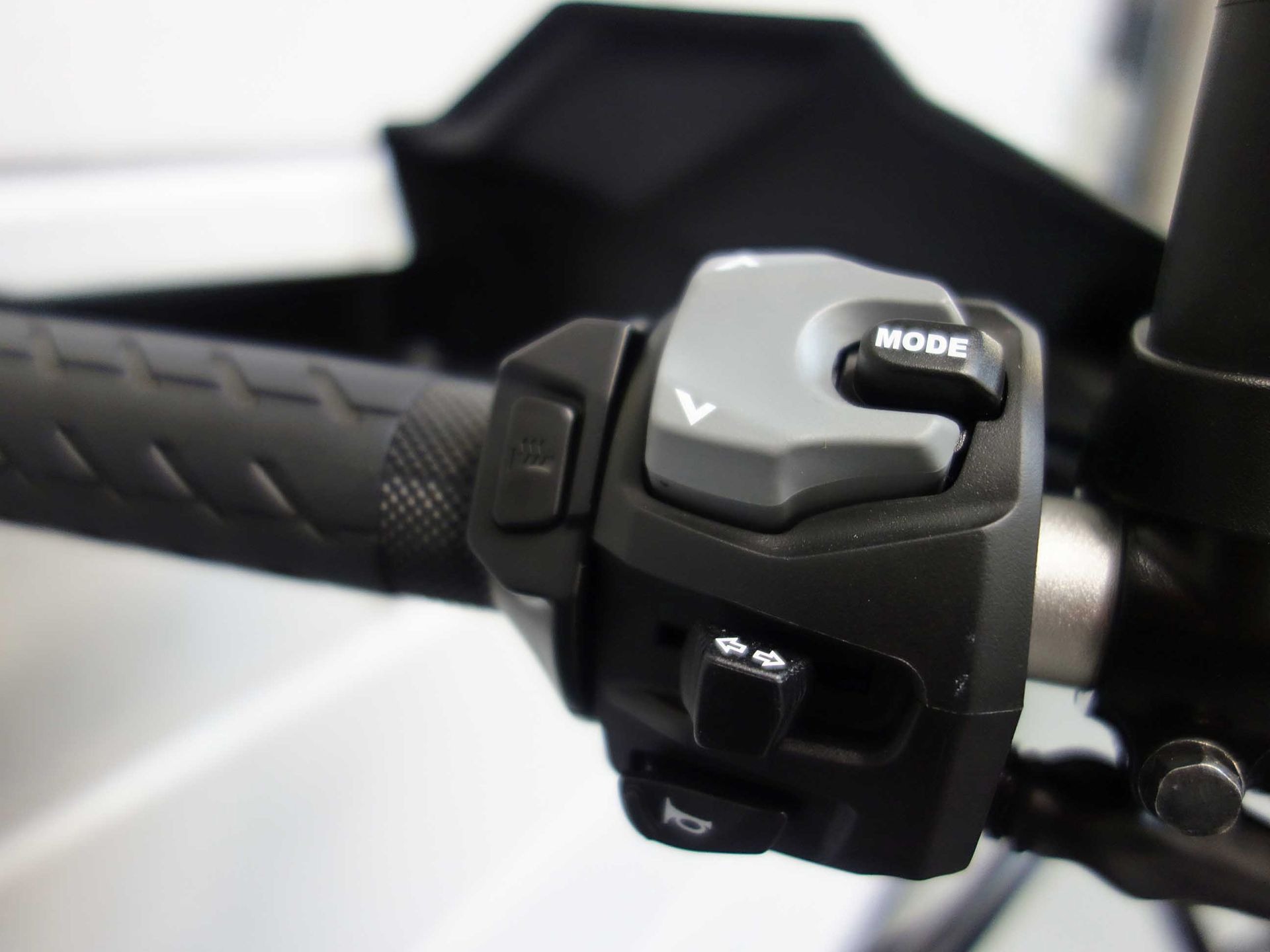56633700-7 Nieuwe Suzuki V-Strom tour met 776cc motor uit 2026 bij NIWA Motoren