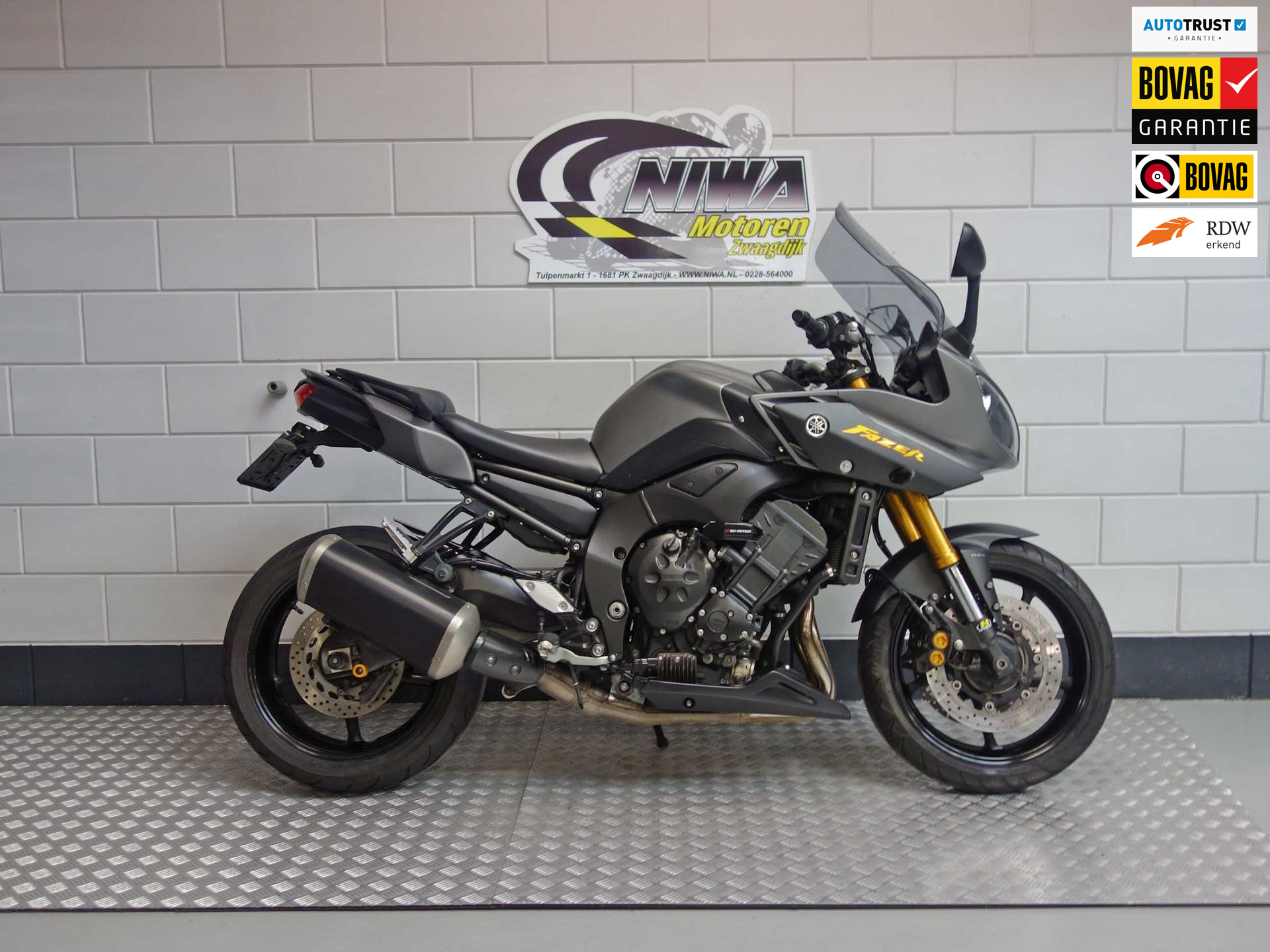 56633726-1 Gebruikte Yamaha FZ8 naked bike met 779cc motor uit 2012 bij NIWA Motoren