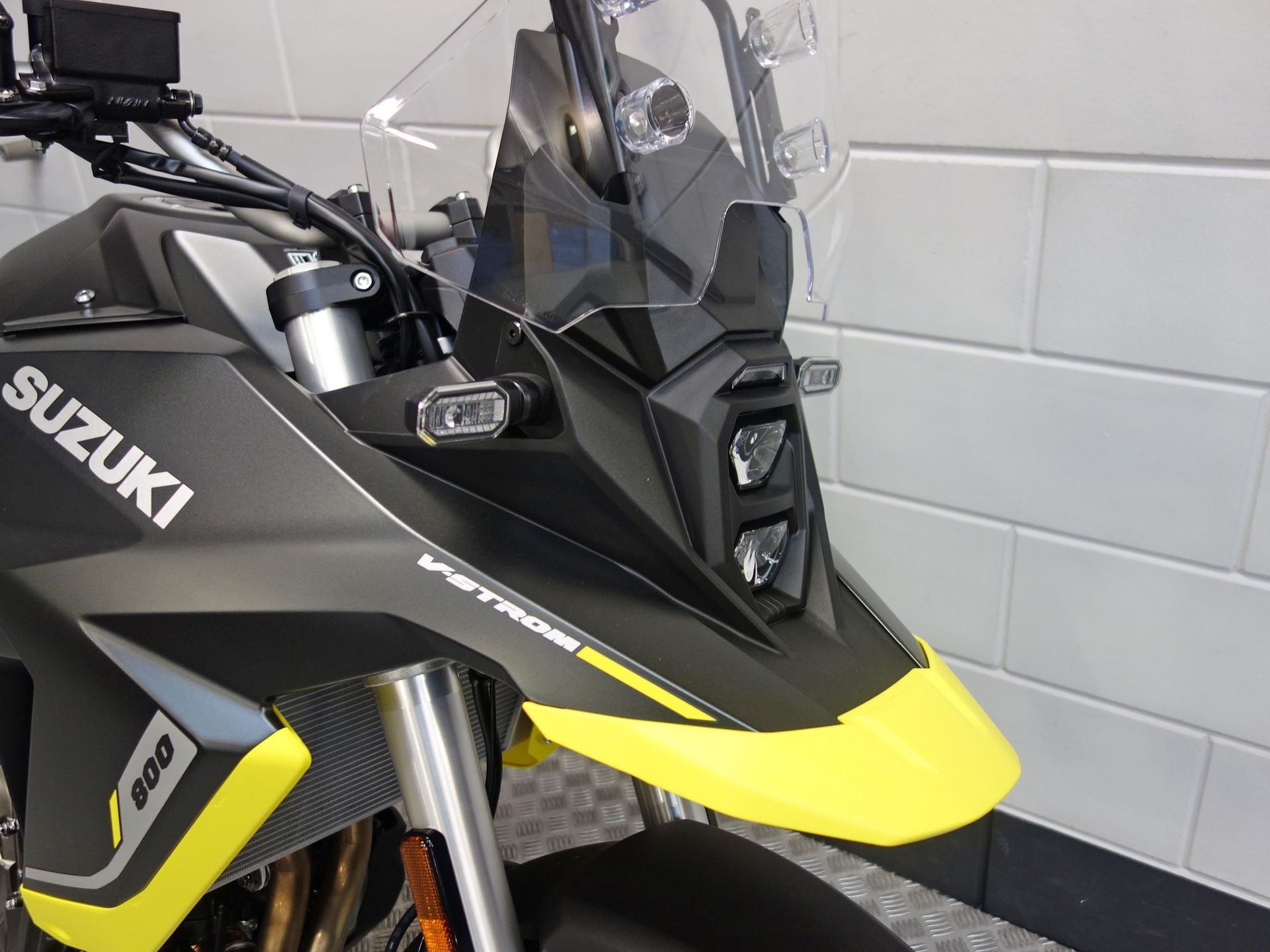 56633729-6 Nieuwe Suzuki V-Strom tour met 776cc motor uit 2025 bij NIWA Motoren
