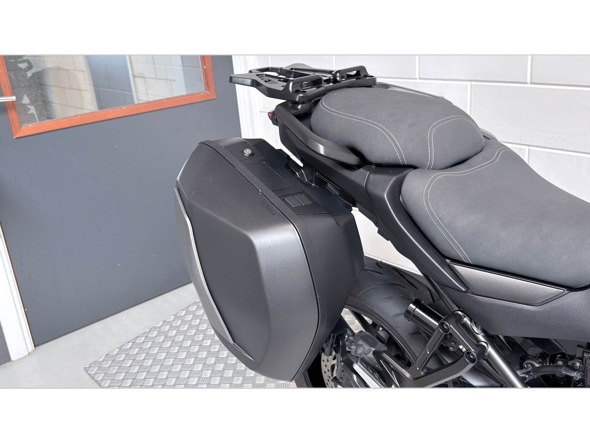 56633751-8 Gebruikte Yamaha TRACER tour met 890cc motor uit 2025 bij NIWA Motoren