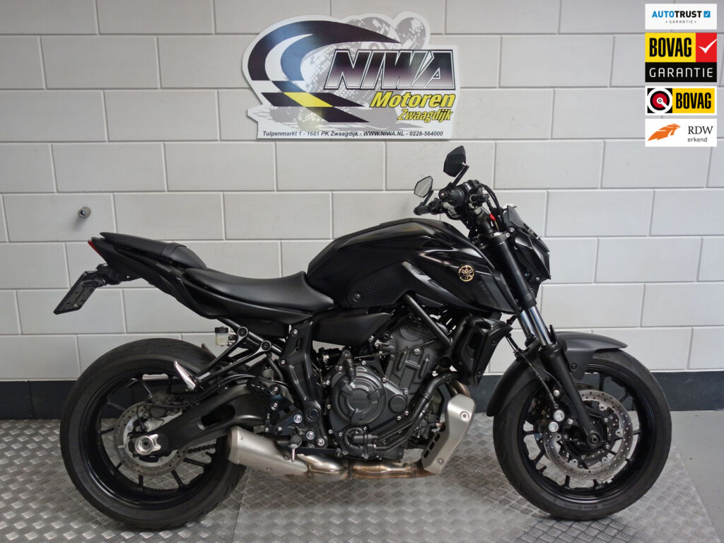 Gebruikte Yamaha MT 07 naked bike met 689cc motor uit 2021 bij NIWA Motoren